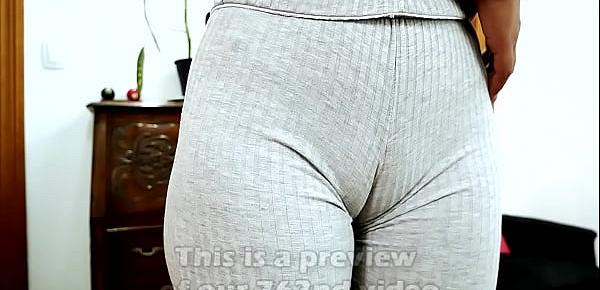  Amazing Bubble Butt Busty Latina Wearing Thin Leggings Showing Cameltoe